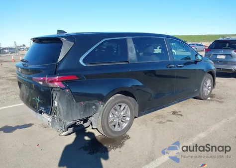 2021 Toyota Sienna Xle z USA, uszkodzony, nr VIN 5TDYRKEC2MS023578